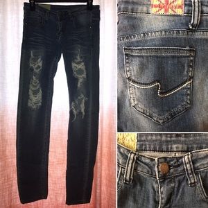 distressed skinny jean sz 28